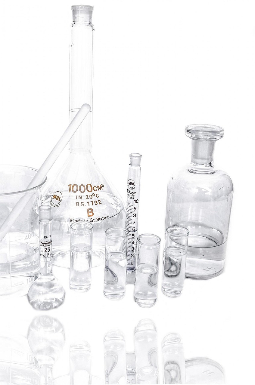 分析光伏膜用過氧化物的分解溫度和活化能